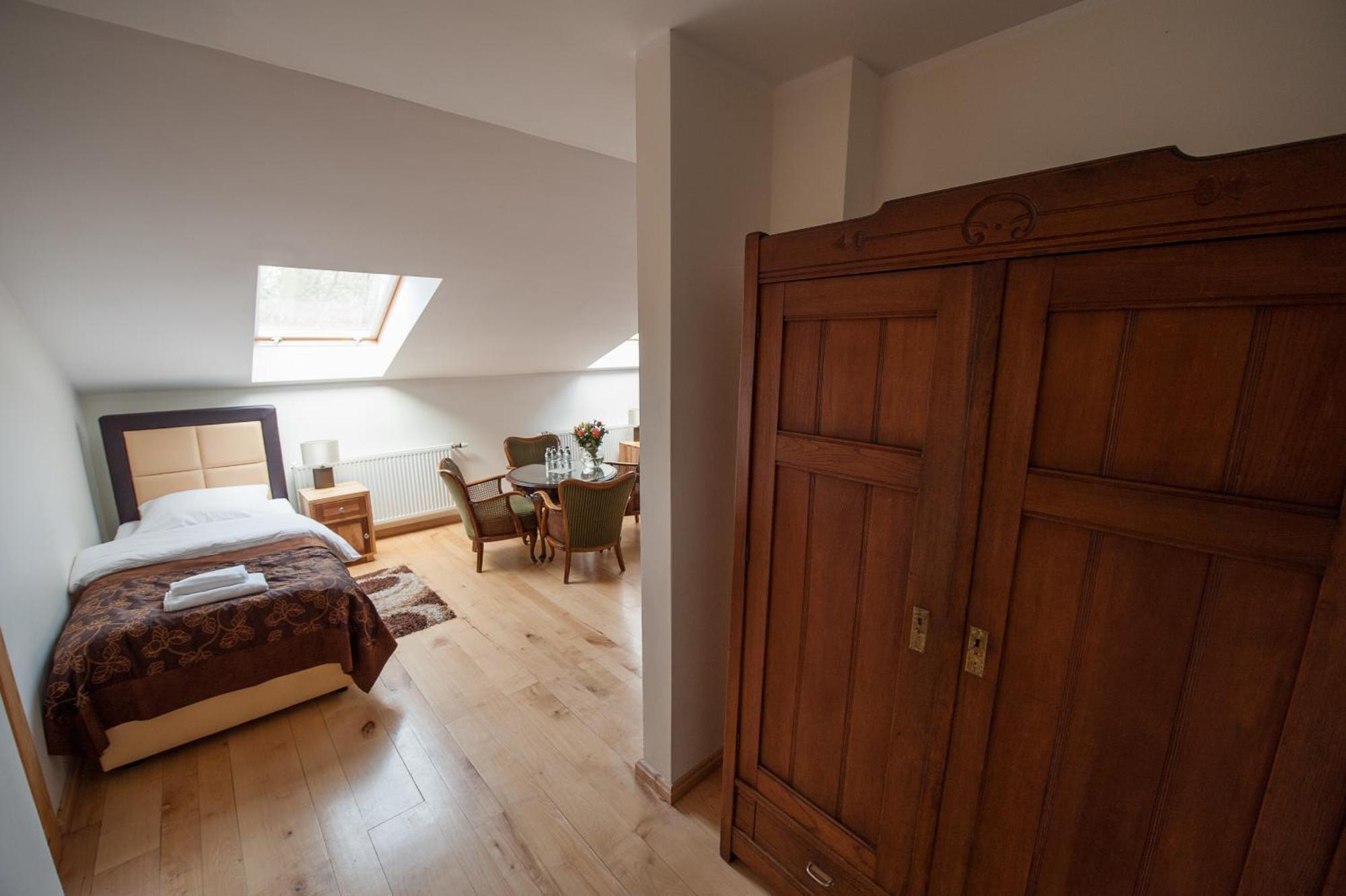 Siedem Drzew Hotel Biskupice  Room photo
